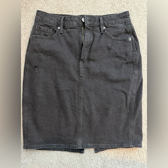 Old Navy Black Denim Skirt - Picture 1 of 3